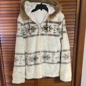 Elegant Domini Cream and Brown Patterned Teddy Jacket